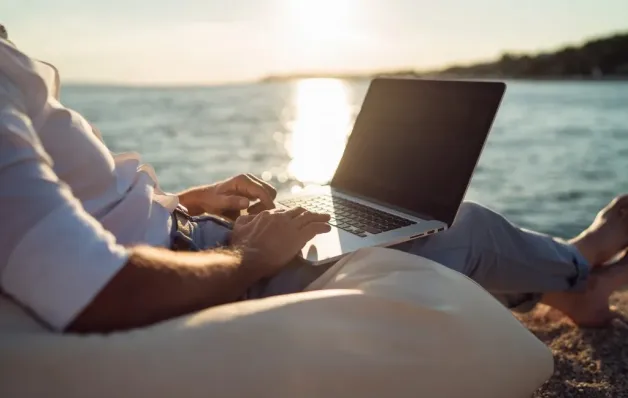 Pessoas que moram perto do mar vivem mais tempo; entenda o porquê