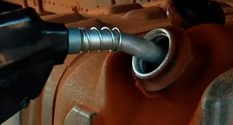 Petrobras alerta governo que faltará diesel se preço não for reajustado
