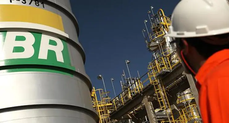 Petrobras anuncia aumento no preço do diesel a partir desta terça-feira