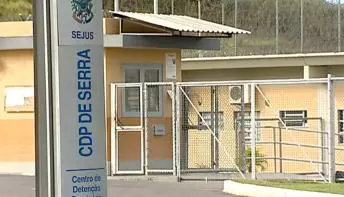 PF faz operação contra servidores suspeitos de obrigar presos a votar em candidatos durante eleições no ES