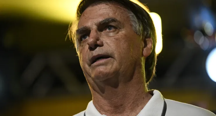 PF indicia o ex-presidente Jair Bolsonaro e assessores em investigação sobre venda de joias