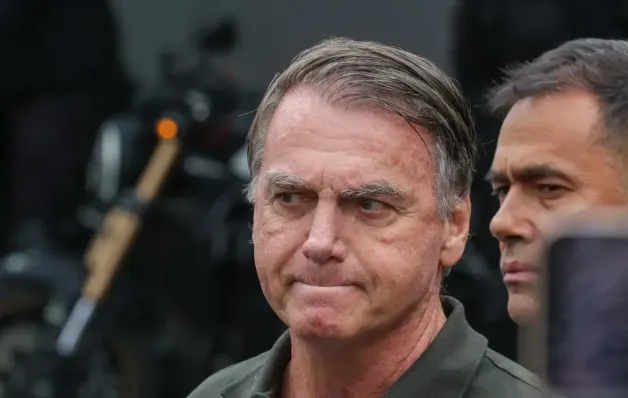 PGR recomenda prisão domiciliar para Bolsonaro após laudos médicos