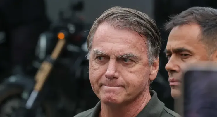 PGR recomenda prisão domiciliar para Bolsonaro após laudos médicos