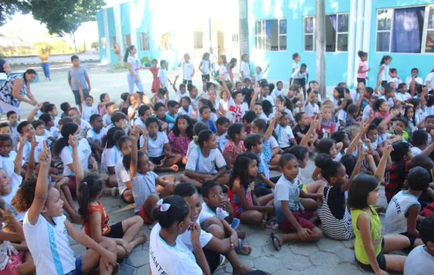 Emef Santa Catarina comemora o Dia do Circo em Jaguaré