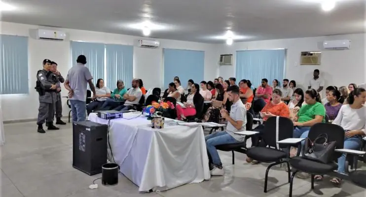 Prefeitura de Jaguaré reúne novamente autoridades e gestores para tratar de segurança nas escolas