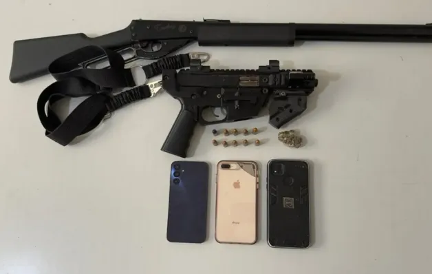 Polícia apreende submetralhadora e captura suspeito em Conceição da Barra