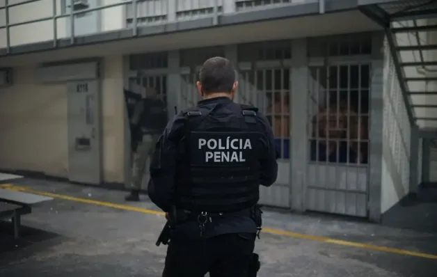 Policiais penais são condenados por tortura contra detento em presídio do ES
