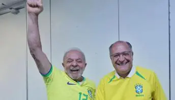 Por unanimidade, TSE aprova prestação de contas e proclama Lula e Alckmin eleitos