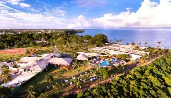 Porto Seguro Eco Bahia Hotel ganha nova academia de tênis