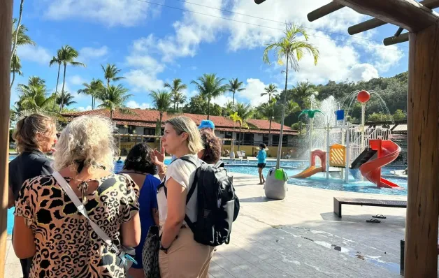 Porto Seguro Praia recebe famtour de agentes de viagens argentinos