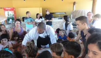 Porto Seguro Praia Resort promove aula show de gastronomia