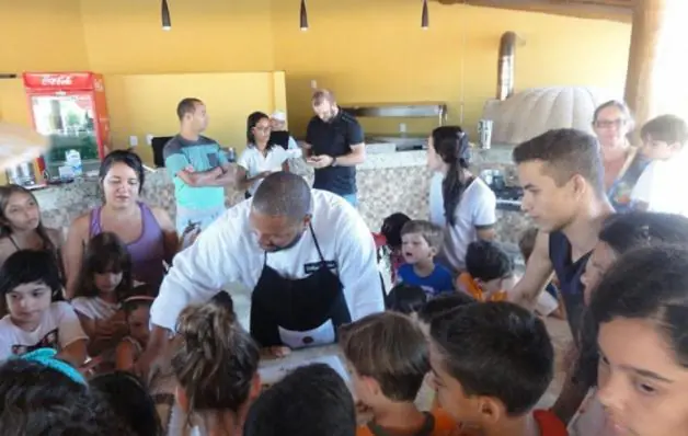 Porto Seguro Praia Resort promove aula show de gastronomia