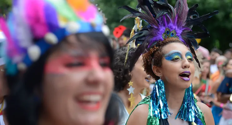 Pré do pré-Carnaval antecipa tendência do 'vai como quiser' em SP