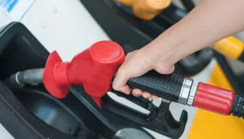 Preço da gasolina sobe R$ 0,19 por litro com alta do ICMS