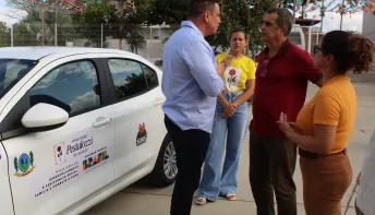 Prefeito de Jaguaré e deputado federal Da Vitória realizam entrega oficial de equipamentos a instituições do município
