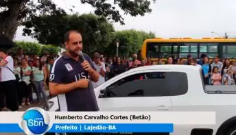 Prefeito de Lajedão entrega escola que foi incendiada reformada para população