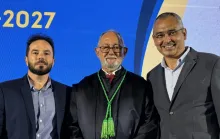 Prefeito de São Mateus acompanha posse da nova diretoria do TCE-ES em Vitória