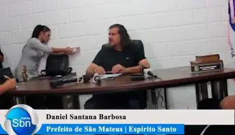 Prefeito de São Mateus, Daniel da Açaí diz: me defendo muito na justiça, a oposição não me deixa trabalhar