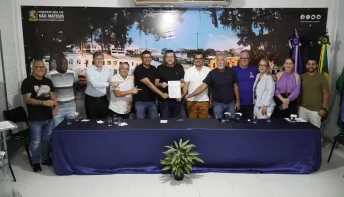Prefeito de São Mateus Daniel Santana assina a primeira ordem de serviços de cinco novas unidades de saúde