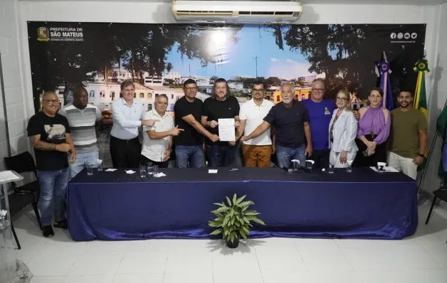 Prefeito de São Mateus Daniel Santana assina a primeira ordem de serviços de cinco novas unidades de saúde