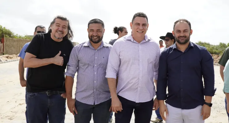 Prefeito de São Mateus e Deputado Federal Da Vitória anunciam mais obras para Guriri 