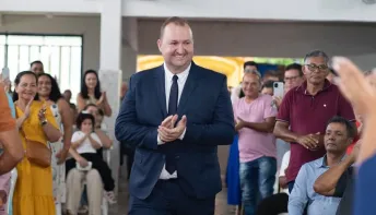 Prefeito de Sooretama deixa Republicanos e declara apoio a Ricardo Ferraço em 2026