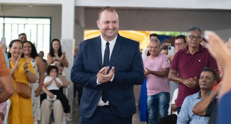 Prefeito de Sooretama deixa Republicanos e declara apoio a Ricardo Ferraço em 2026