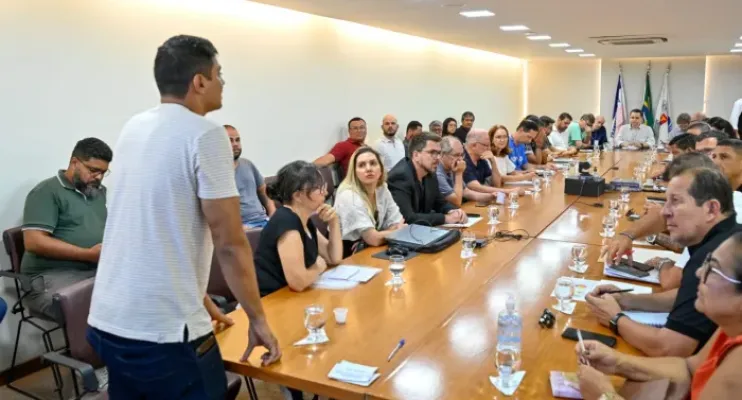 Prefeito de Vitória tem tarde de diálogo com liderança das regionais 8 e 9 trata de melhorias da capital