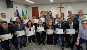 Prefeito Marcos Guerra, vice e vereadores eleitos em Jaguaré são diplomados pela Justiça Eleitoral