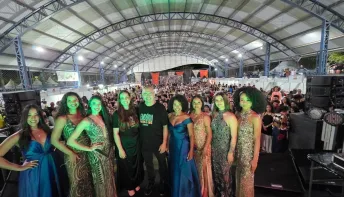 Prefeito Marcus Batista prestigia final da Rainha da Pimentas e Cafés em São Mateus