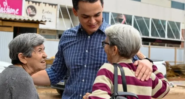 Prefeito visita obras do Centro Integrado de Assistência Social e Esportes
