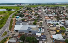 Prefeitura apresenta projeto final de macrodrenagem em Bebedouro e entrega de dezenas de títulos de regularização fundiária