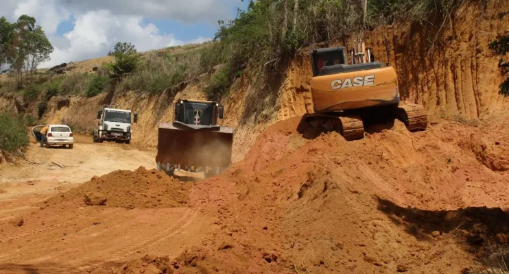 Prefeitura avança com recuperação das estradas rurais