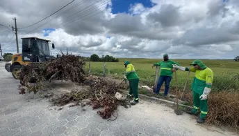 Prefeitura de Jaguaré realiza mutirão de limpeza em Palmito e reforça combate ao mosquito da dengue