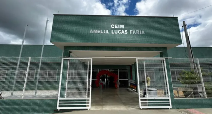 Prefeitura de Pedro Canário inaugura creche em Cristal do Norte