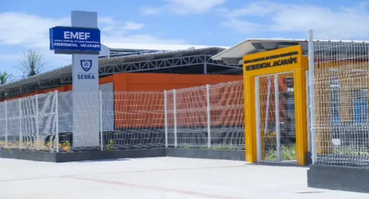 Prefeitura de Serra entrega escola de tempo integral com investimento de R$ 14 milhões