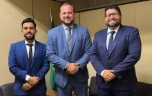 Presidente da Câmara de Linhares garante recursos em Brasília para obras na cidade