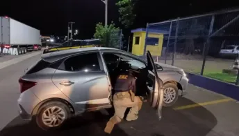 PRF apreende dois veículos clonados em menos de uma hora na BR-101 no Espírito Santo