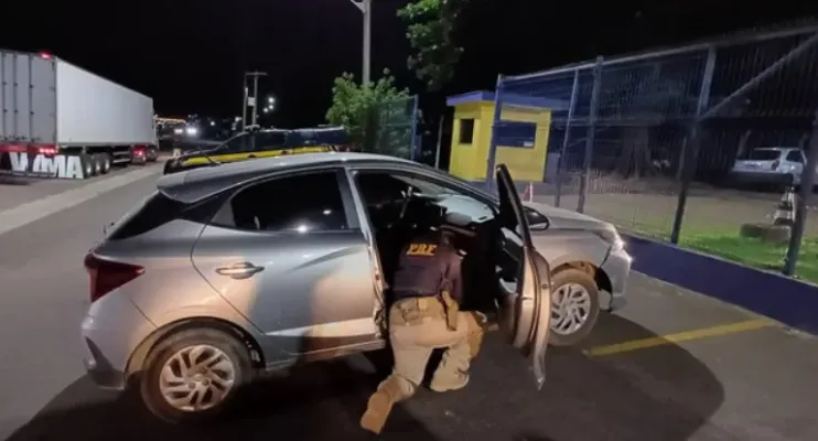PRF apreende dois veículos clonados em menos de uma hora na BR-101 no Espírito Santo