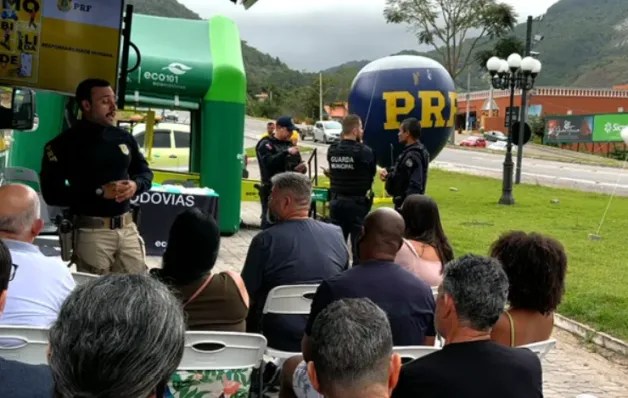 PRF lança campanha Maio Amarelo com ações educativas na BR-262, em Domingos Martins