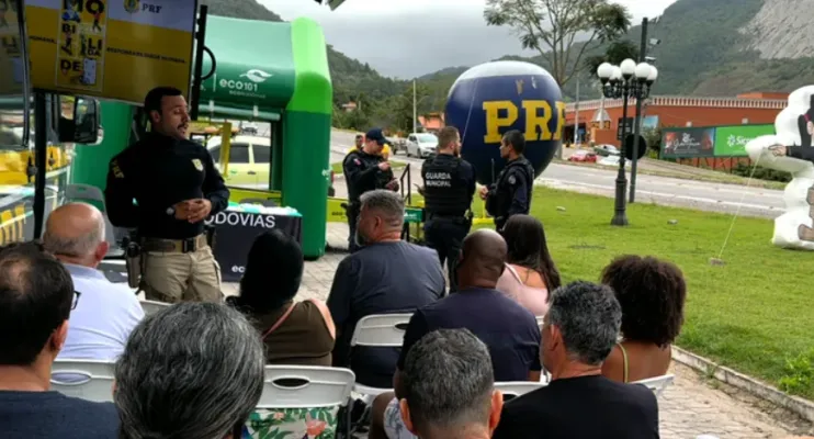 PRF lança campanha Maio Amarelo com ações educativas na BR-262, em Domingos Martins