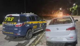 PRF recupera carro furtado no Espírito Santo