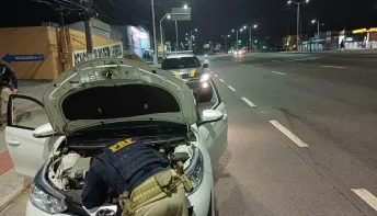 PRF Recupera Toyota Yaris Roubado Durante Fiscalização na BR-101, em Serra/ES