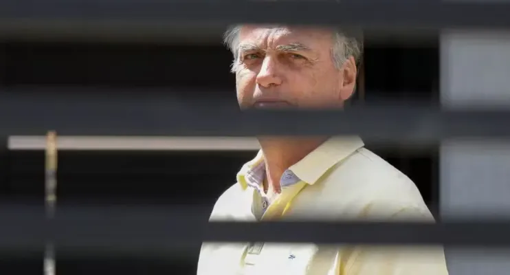 Primeira Turma do STF decide manter prisão preventiva de Bolsonaro