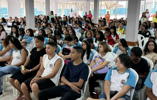 Processo escolar em Pinheiros define vagas para 2026