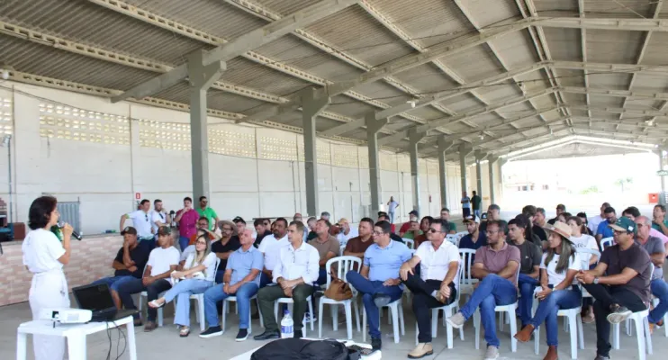 Produtores participam de seminário técnico sobre café conilon em Jaguaré