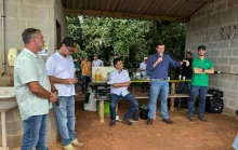 Produtores recebem orientações técnicas em dia de campo da pimenta-do-reino em São Mateus