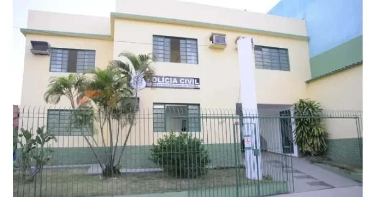 Professor é preso suspeito de se masturbar na frente de aluna de 16 anos durante aula