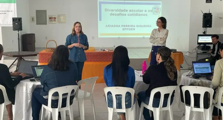 Professores de matemática realizam formação com foco em História e Cultura Afro-Brasileira (Lei 10.639/03)