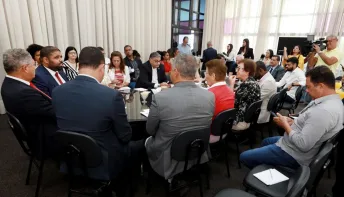 Programa Bahia Pela Paz é apresentado a deputados e deputadas na Alba